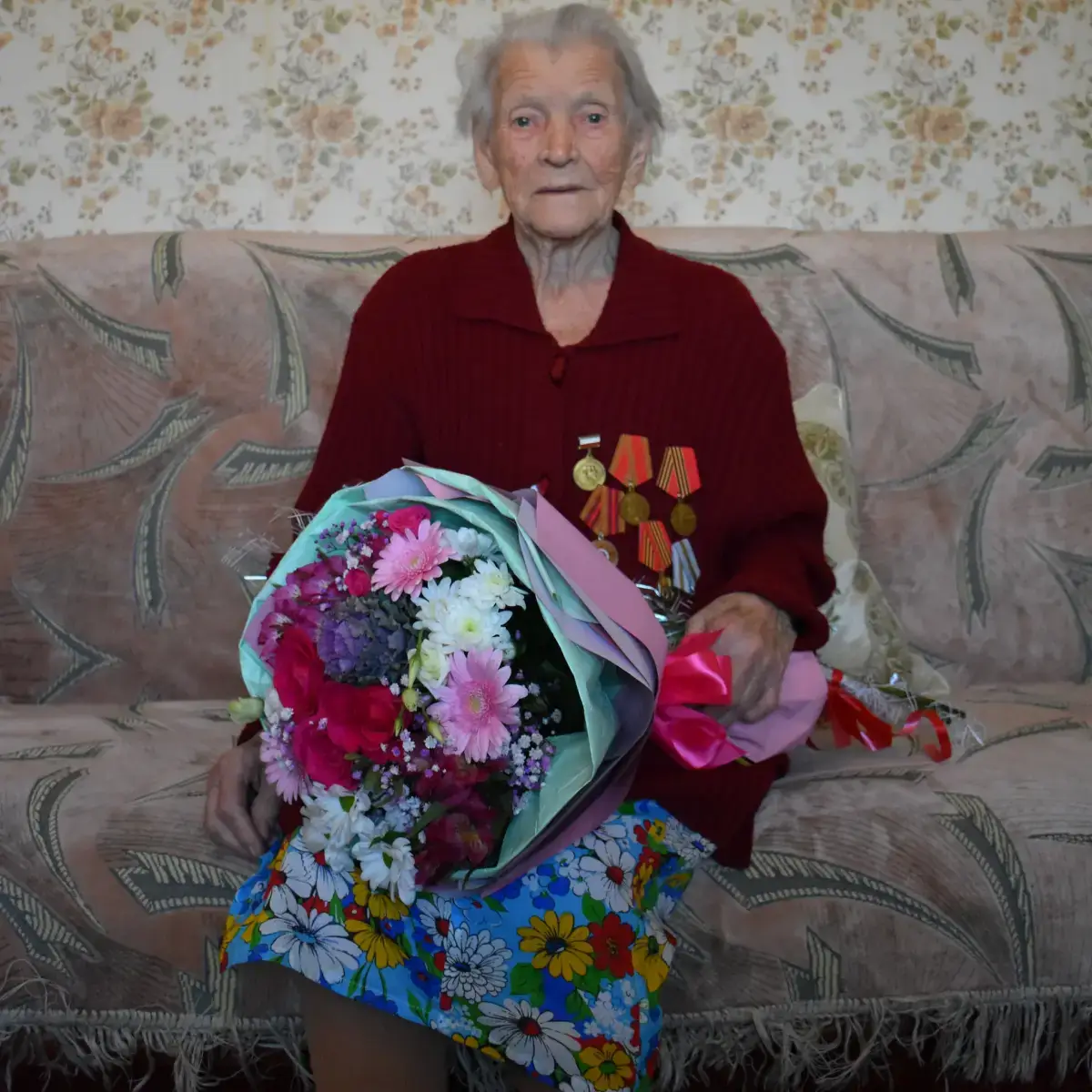 Почему стоит заказать цветы у нас